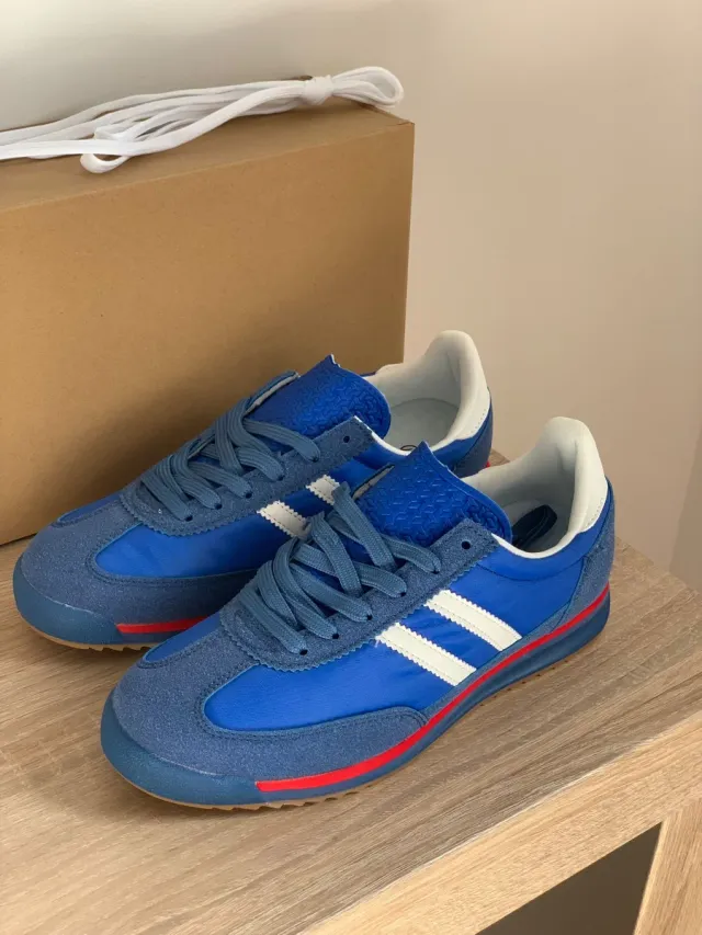 Zapatillas. Número 36