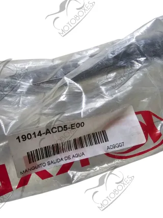 MANGUITO RADIADOR KYMCO SUPER DINK 125/300 09-16