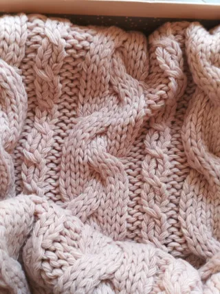 Gorro lana rosa con pompón