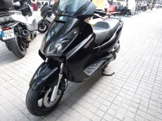 Piaggio X7 Evo 300cc - 1 año garantía