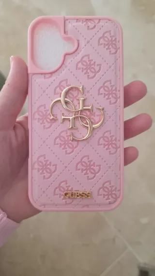 Funda Guess iPhone 17 Rosa
