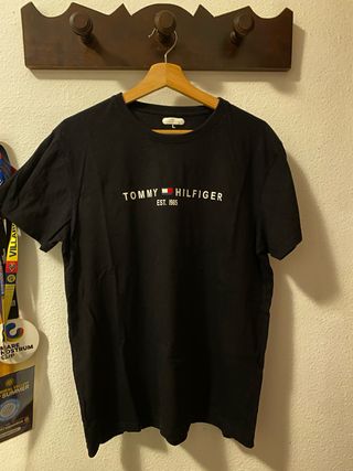 Camiseta Tommy Hilfiger Negra Talla L