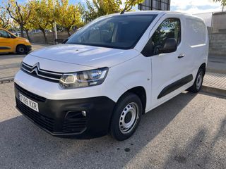 Alquiler Citroen Berlingo 2019