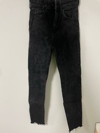 Pantalones vaqueros Pull&Bear negros