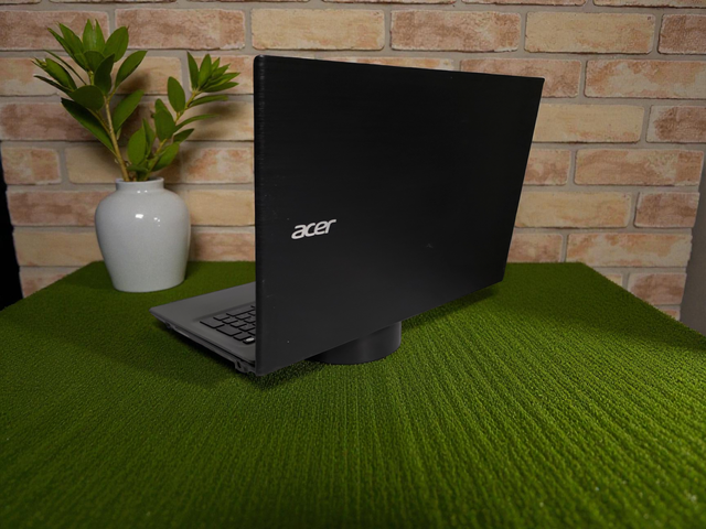 Acer Portatile i5 240GB SSD 16GB RAM Win11