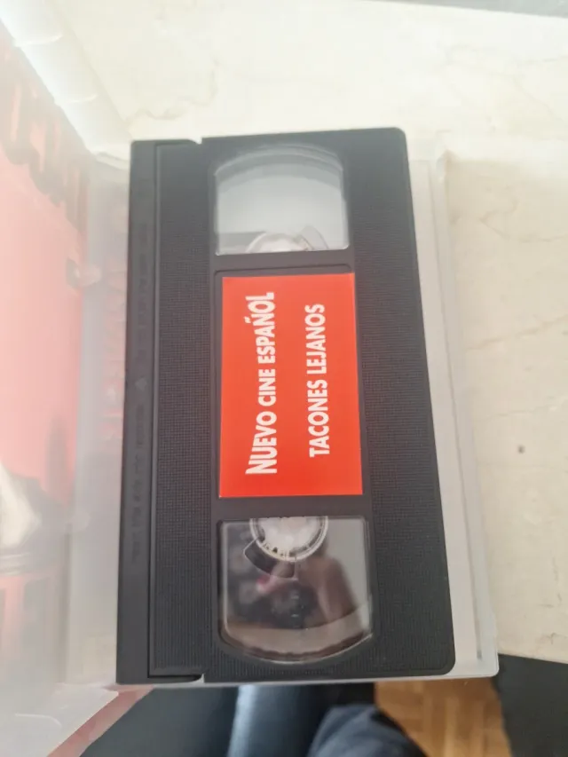 Película VHS Tacones Lejanos