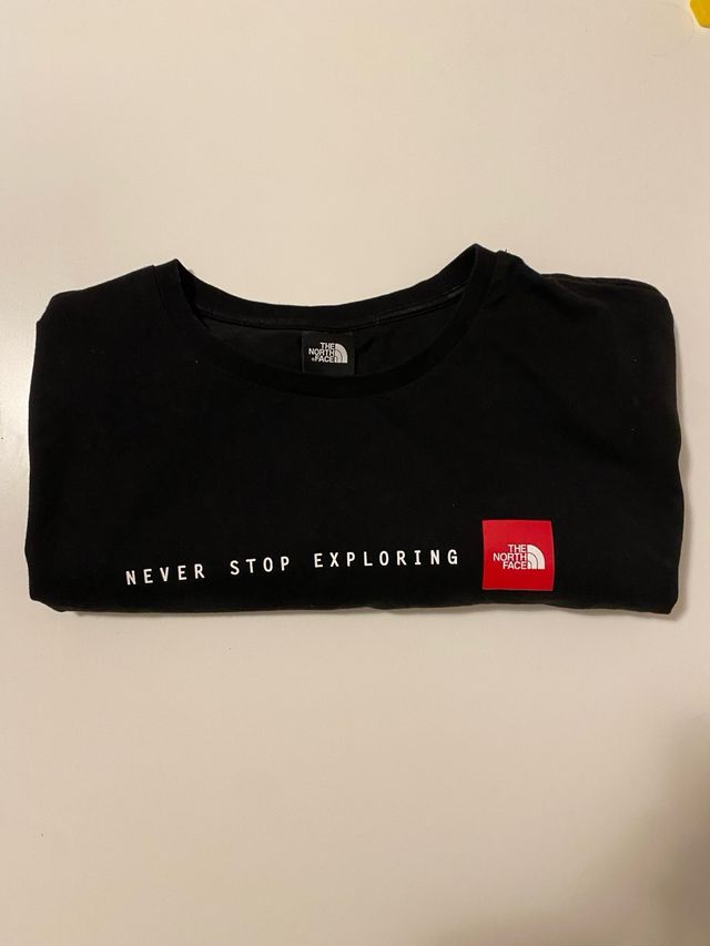 Camiseta The North Face Negra Never Stop Exploring