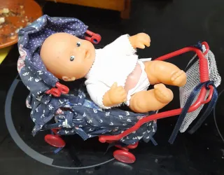 Coche de muñecas mini