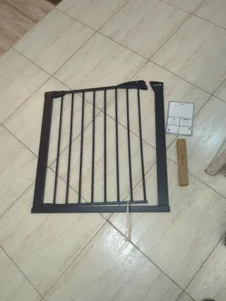 Puerta Barrera Escalera Munchkin Negra