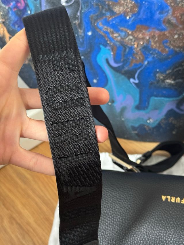 Bolso Furla Negro Piel Cadena Dorada