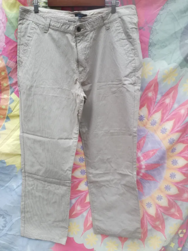 5 PANTALONES DE HOMBRE DISTINTOS COLORES:1X2,5 €