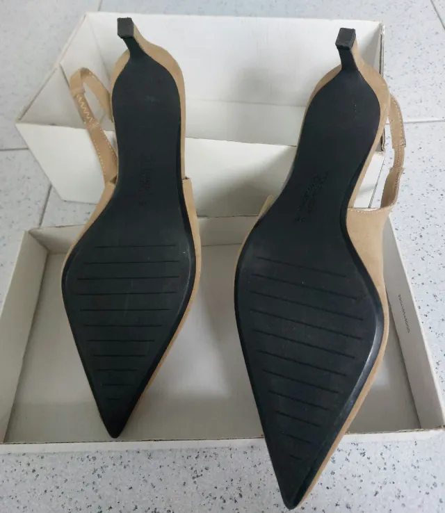 Zapatos tacón kitten beige