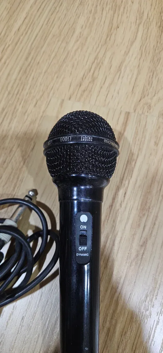 Micrófono Vintage Cableado Labtec 600Ω