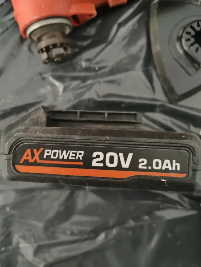 Multiherramienta Inalámbrica FERM 20V