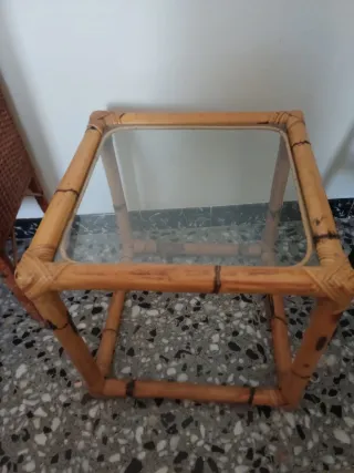 Cabecero,espejo,mesita, balancín mimbre artesanal