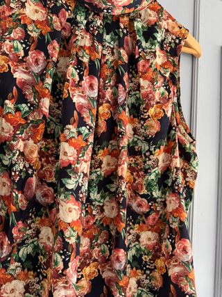 Blusa floral vintage halter