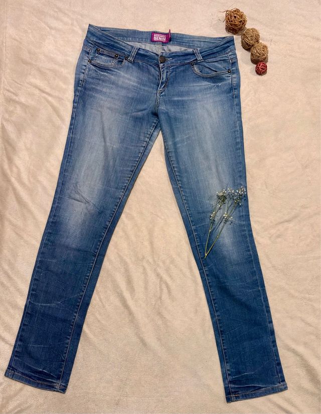 Vaqueros Bershka azules