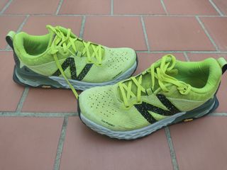 New Balance Hierro 6 Talla 42