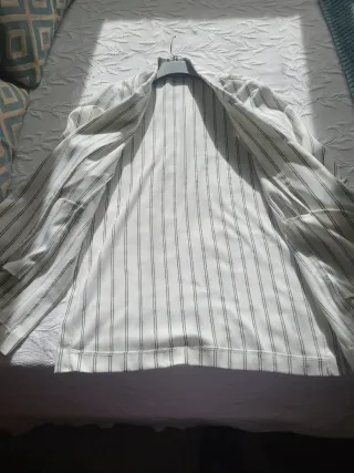 Chaqueta americana rayas blanco roto y negro