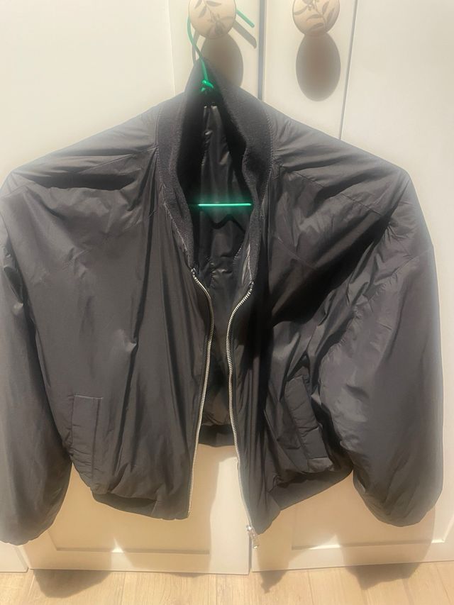 Chaqueta acolchada negra