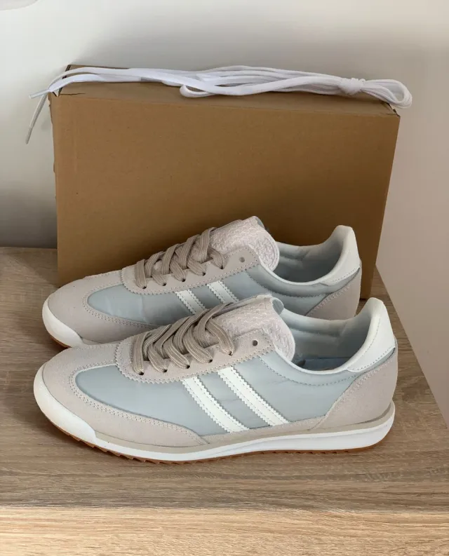 Zapatillas. Número 37