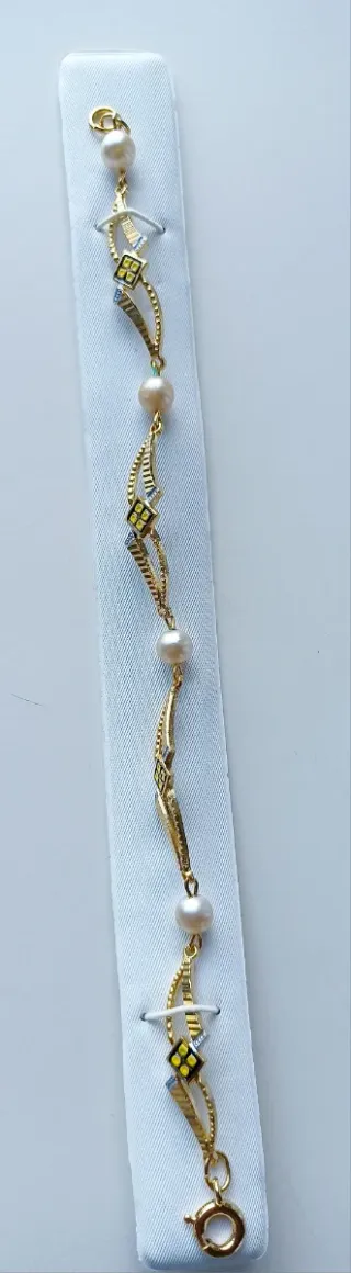 Pulsera chapada en oro con perlas