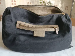 Bolso Bimba y Lola piel beige.