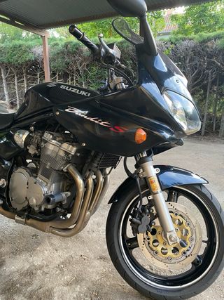 Suzuki Bandit 650s Negra  Modelo 2006