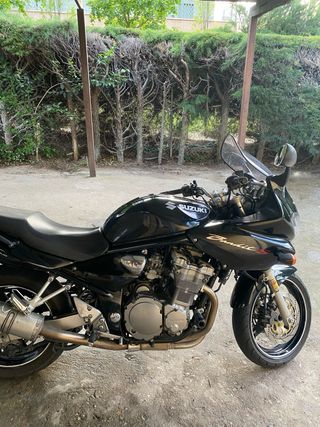 Suzuki Bandit 650s Negra  Modelo 2006