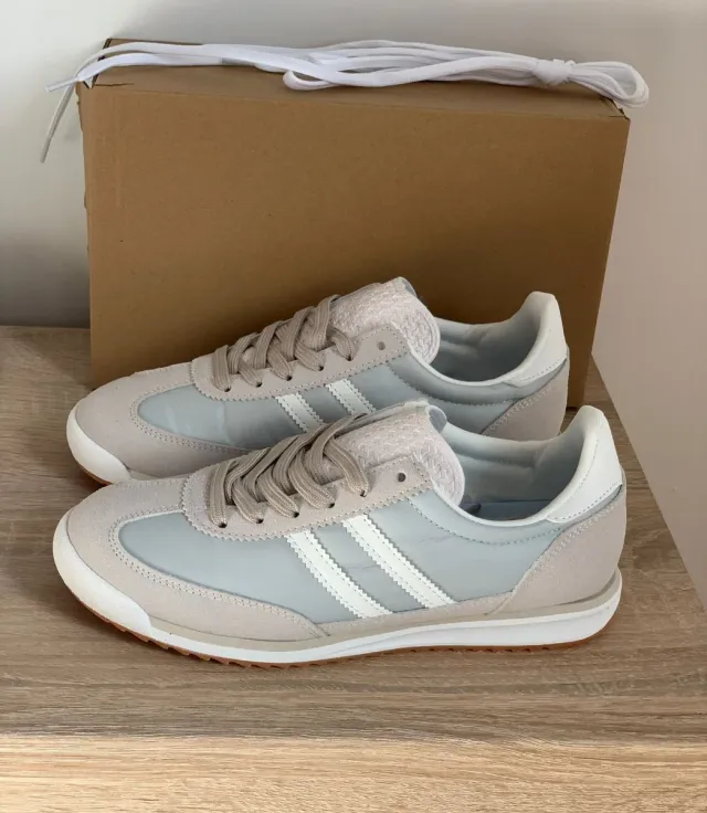 Zapatillas. Número 38