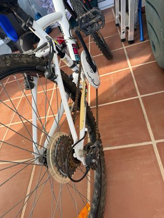 Bicicleta infantil B'Twin 24 pulgadas