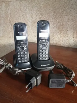 Duo teléfonos Panasonic inalámbricos