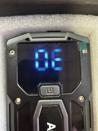 Arrancador de Coche Portátil con Power Bank