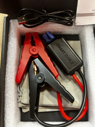 Arrancador de Coche Portátil con Power Bank