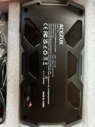 Arrancador de Coche Portátil con Power Bank