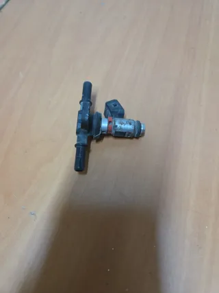 Inyector Piaggio Vespa 125.
