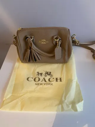 Bolso Coach Piel Beige con Tassels