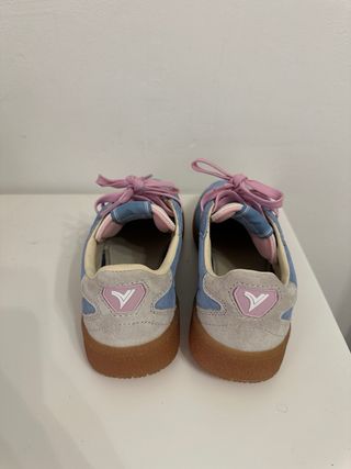 Zapatillas Victoria Azul/Beige Talla 39 nuevas