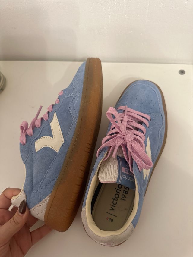 Zapatillas Victoria Azul/Beige Talla 39 nuevas