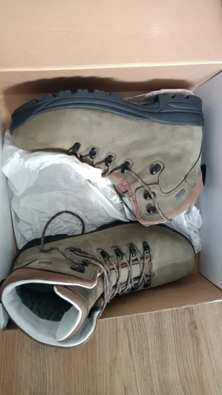 Botas de montaña Gore-Tex