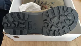 Botas de montaña Gore-Tex