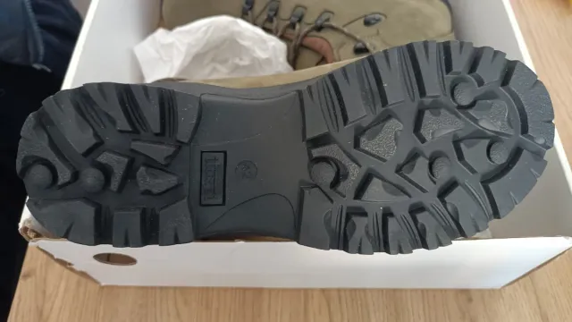 Botas de montaña Gore-Tex