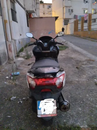 !!!OFERTON!!! MOTO + 2  cacos + seguro, Kymco125
