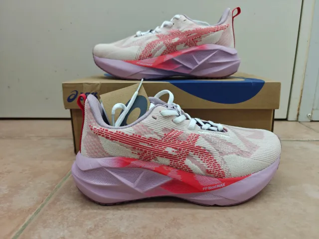 Zapatillas Asics Mujer Rosa y Rojo