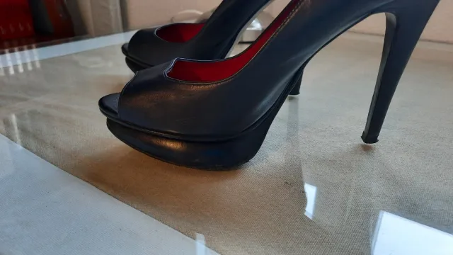 Zapatos Negros Tacón Alto NICOLAS Peep Toe