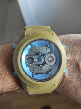 Reloj Digital y Analógico Verde