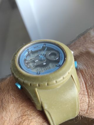 Reloj Digital y Analógico Verde