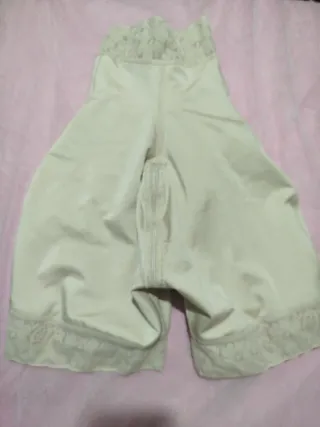 Faja corta invisible glúteo 360