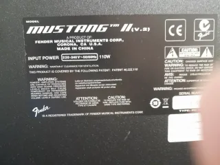 Amplificador Fender mustang II