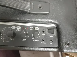 Amplificador Fender mustang II